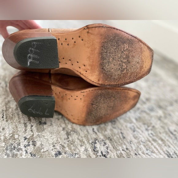 Ariat Tan Leather Heeled Boots - Picture 7 of 10